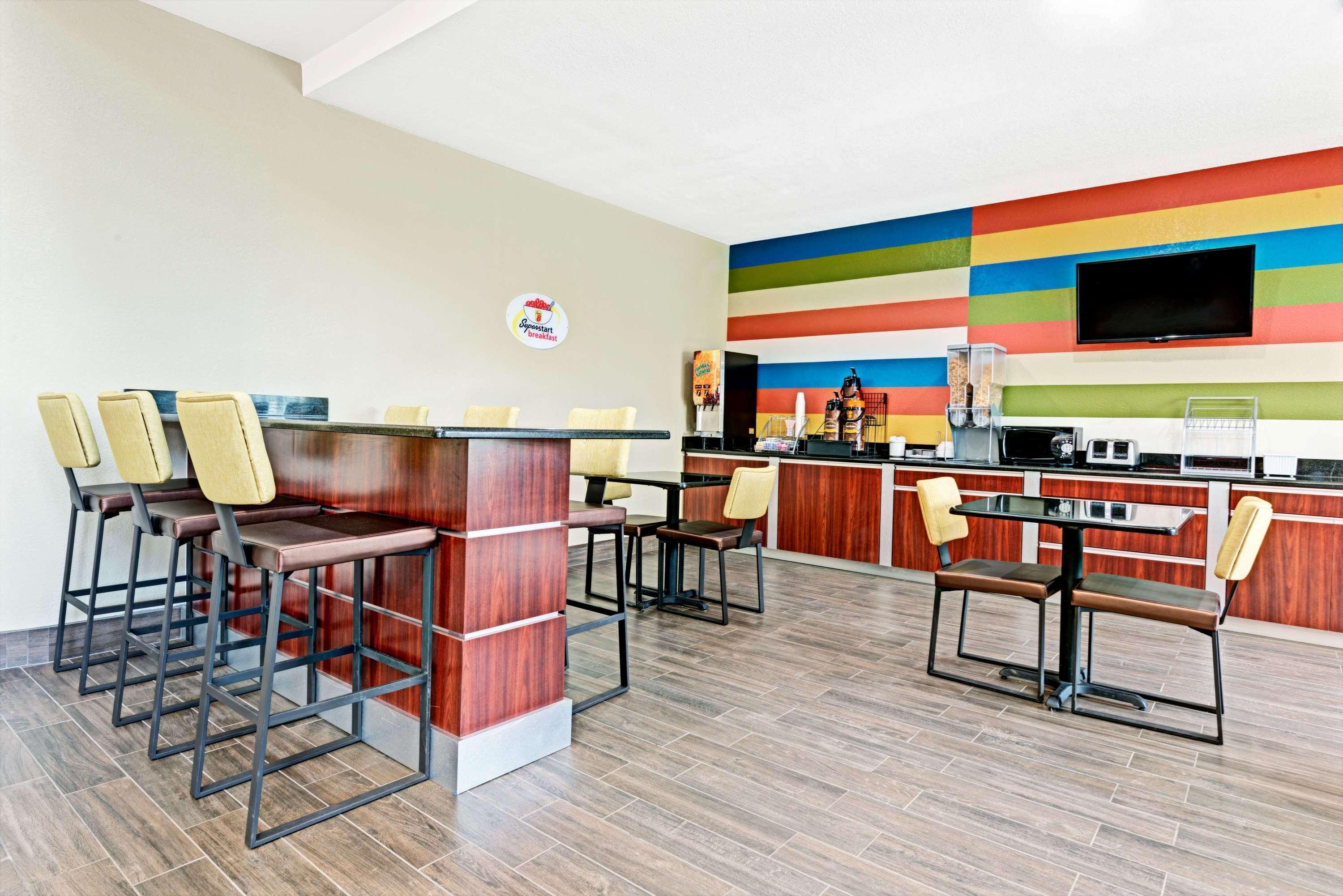 מלון Super 8 By Wyndham San Antonio/Alamodome Area מראה חיצוני תמונה