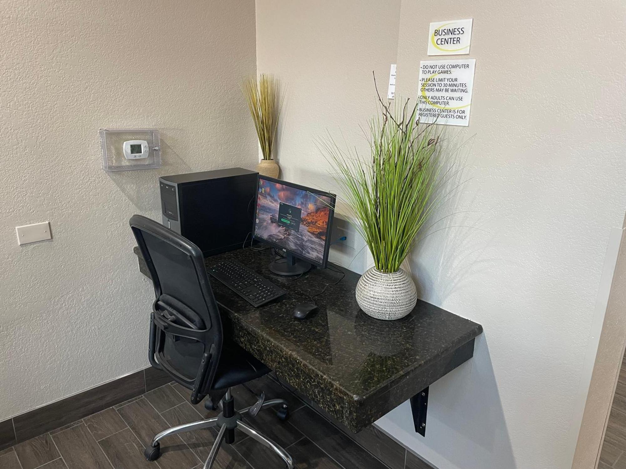 מלון Super 8 By Wyndham San Antonio/Alamodome Area מראה חיצוני תמונה